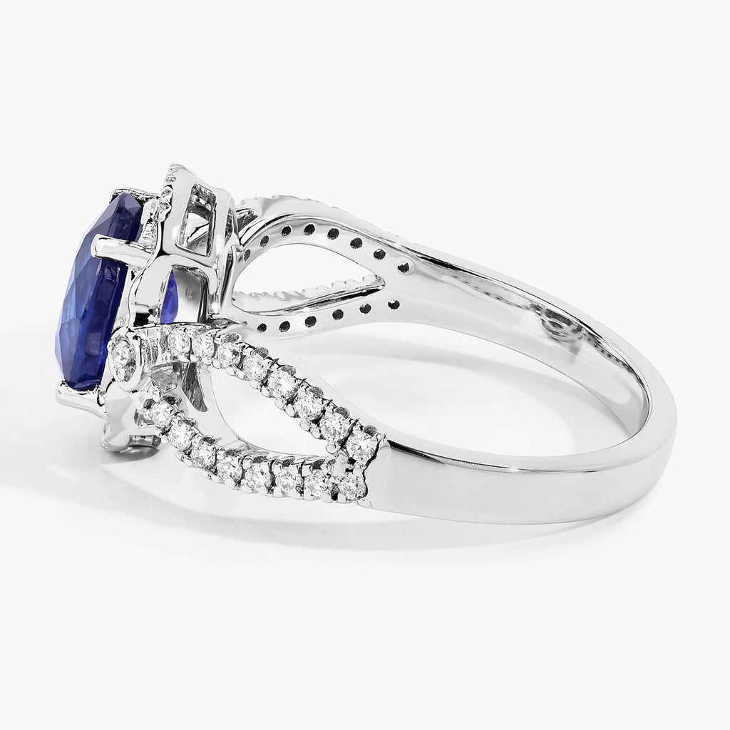 Blue Sapphire Ring With Diamonds 2.31 Carats 18K White Gold