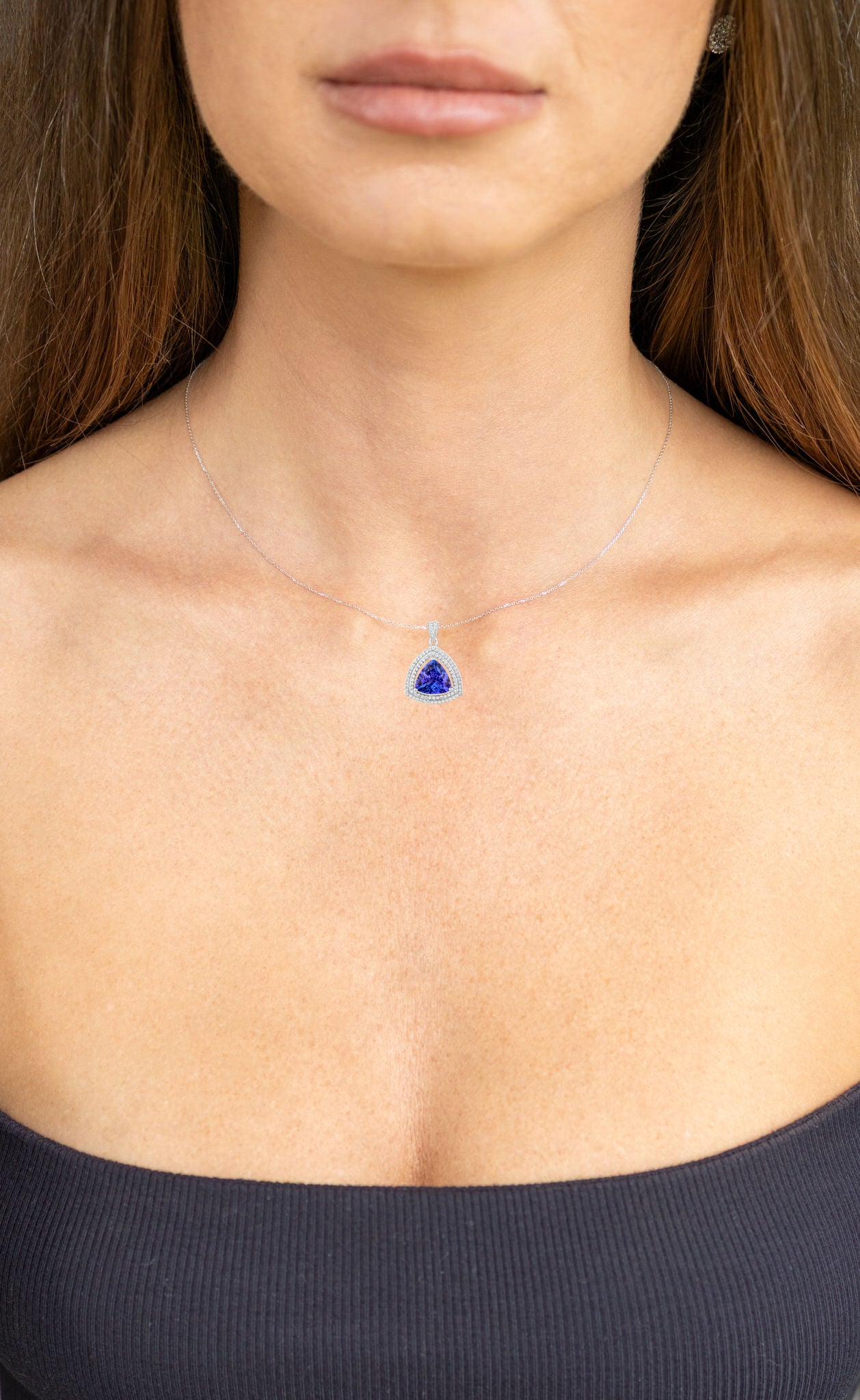 Tanzanite Pendant Necklace Diamonds 3.92 Carats 14K White Gold