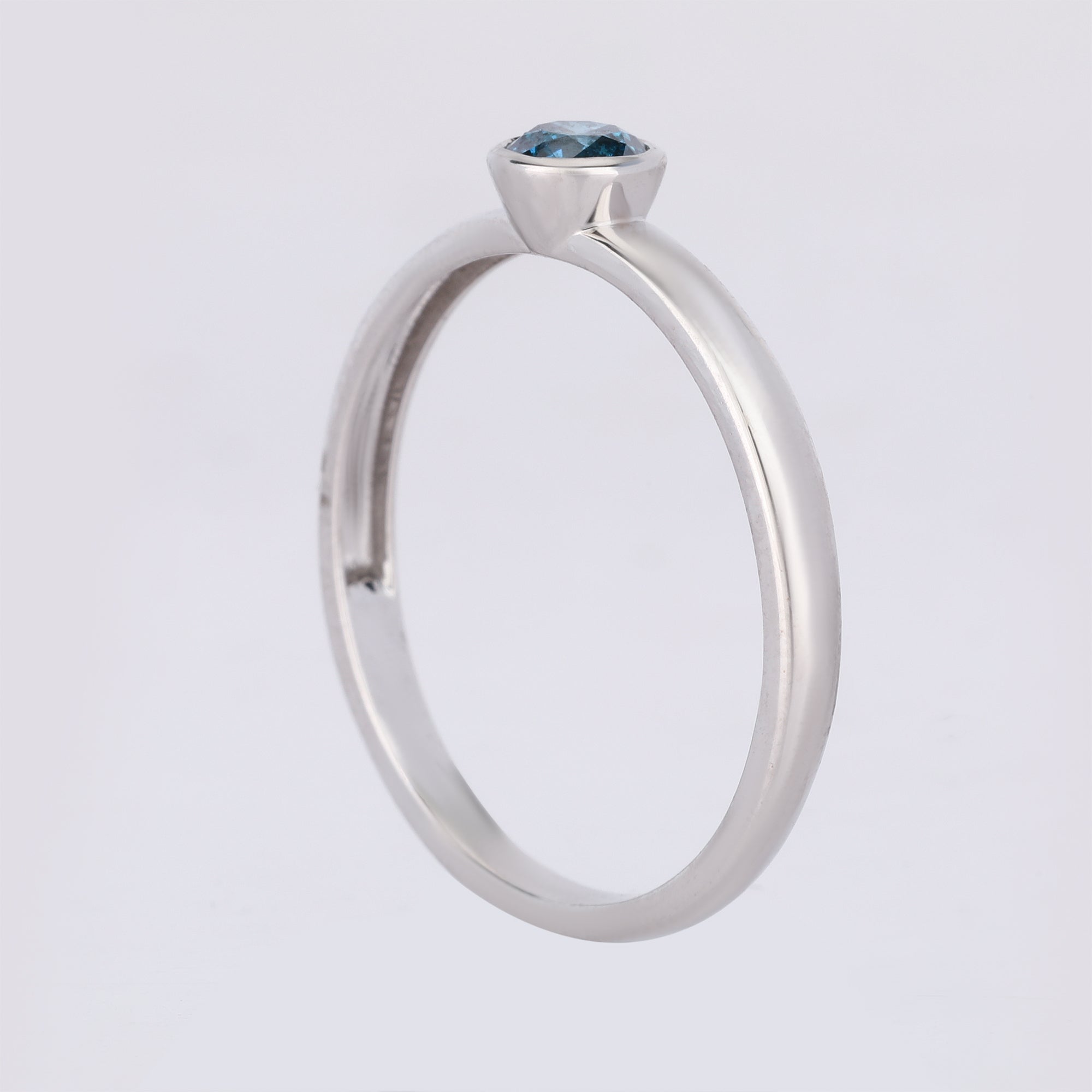 Blue Diamond Ring 0.25 Carats 9K White Gold