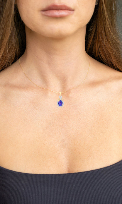 Tanzanite Pendant Necklace Diamonds 3.9 Carats 14K Yellow Gold