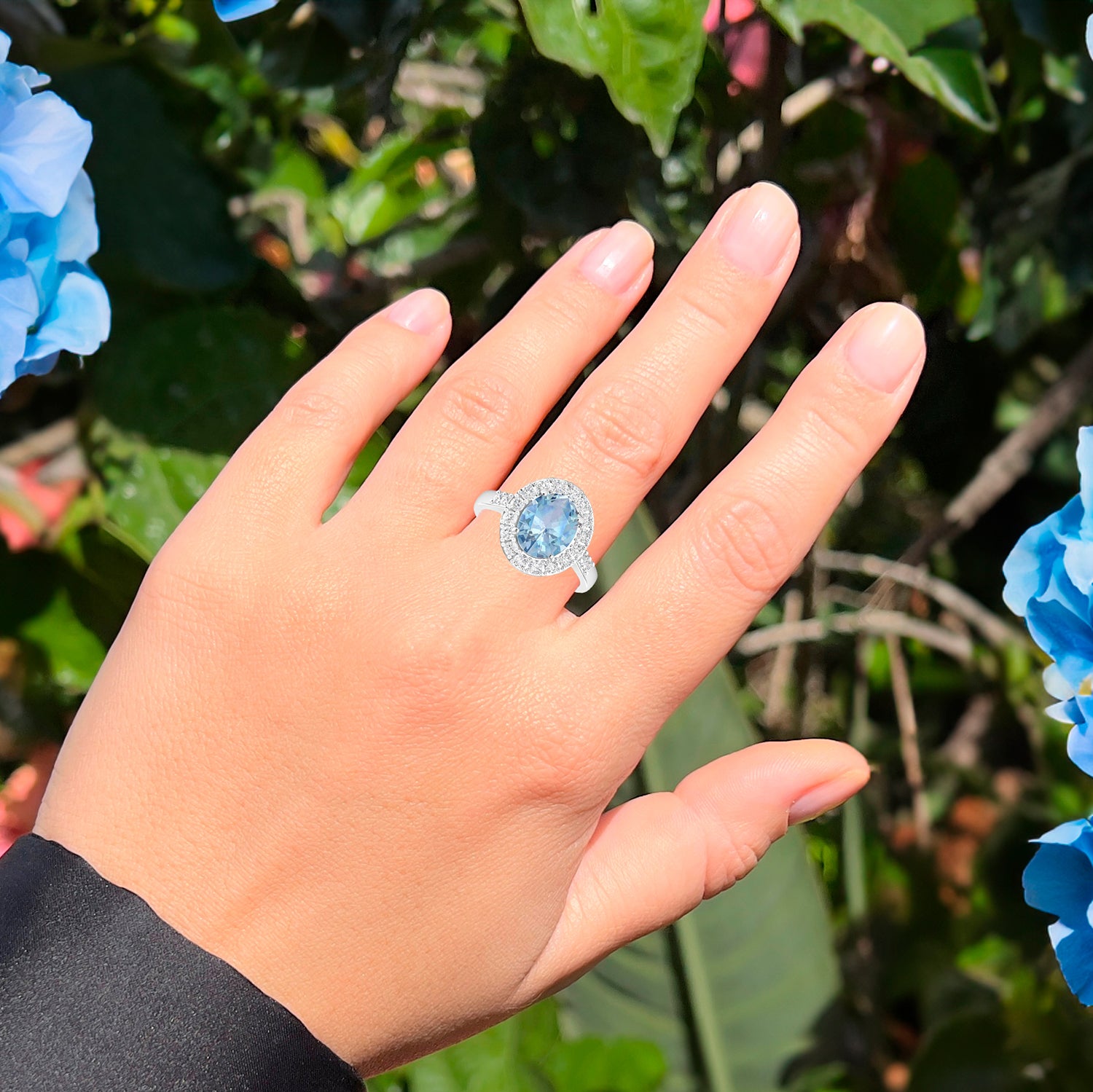 Aquamarine Cocktail Ring Diamond Halo 2.8 Carats Total 14K Gold