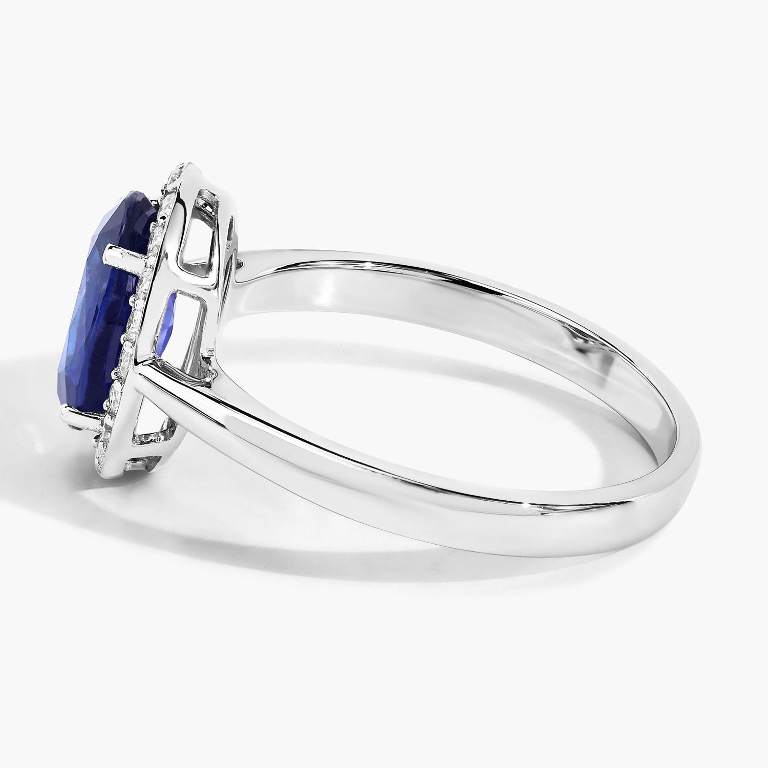 Blue Sapphire Ring With Diamonds 2.26 Carats 18K White Gold