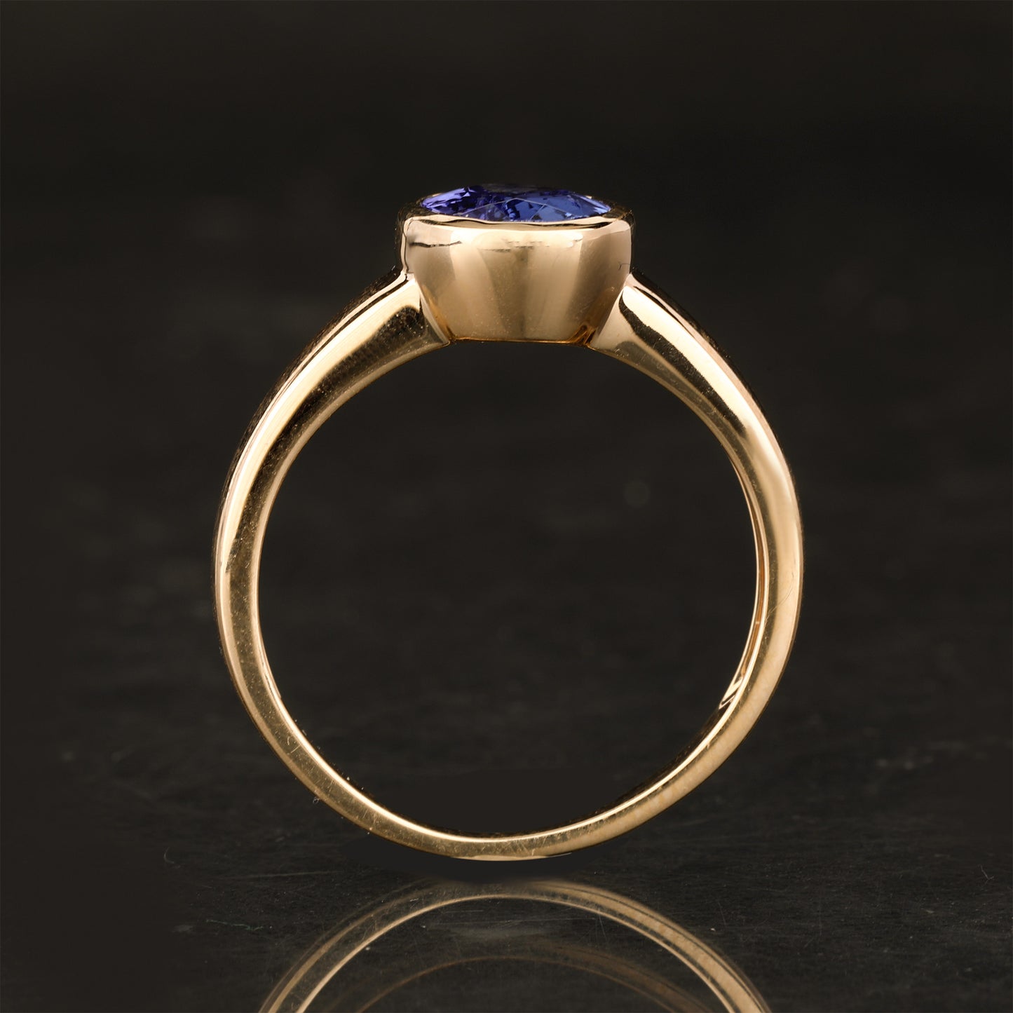 Natural Tanzanite Ring 1.7 Carats 9K Yellow Gold