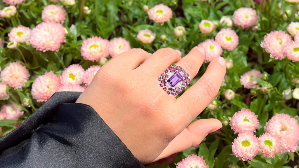 Amethyst Cocktail Ring Rhodolite Garnets and White Topazes 7.60 Carats
