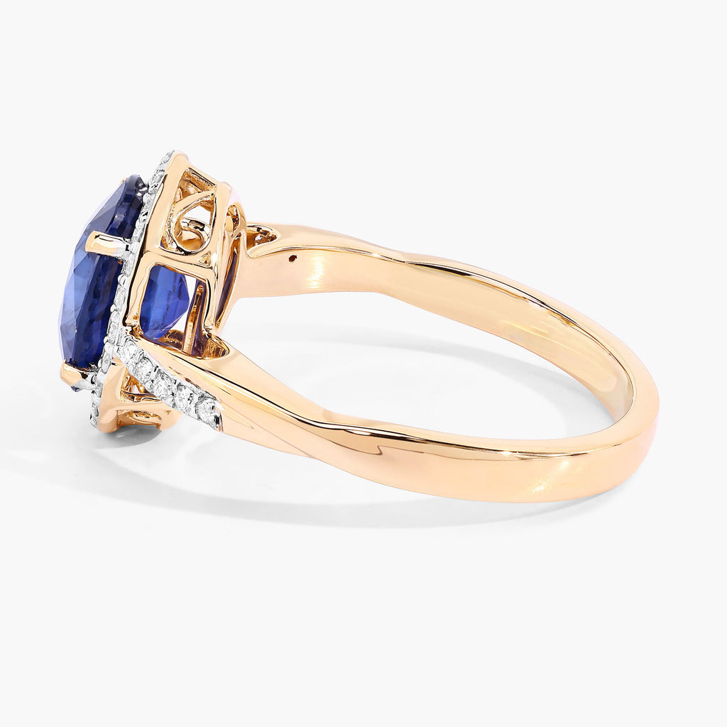 Blue Sapphire Ring With Diamonds 2.82 Carats 18K Yellow Gold