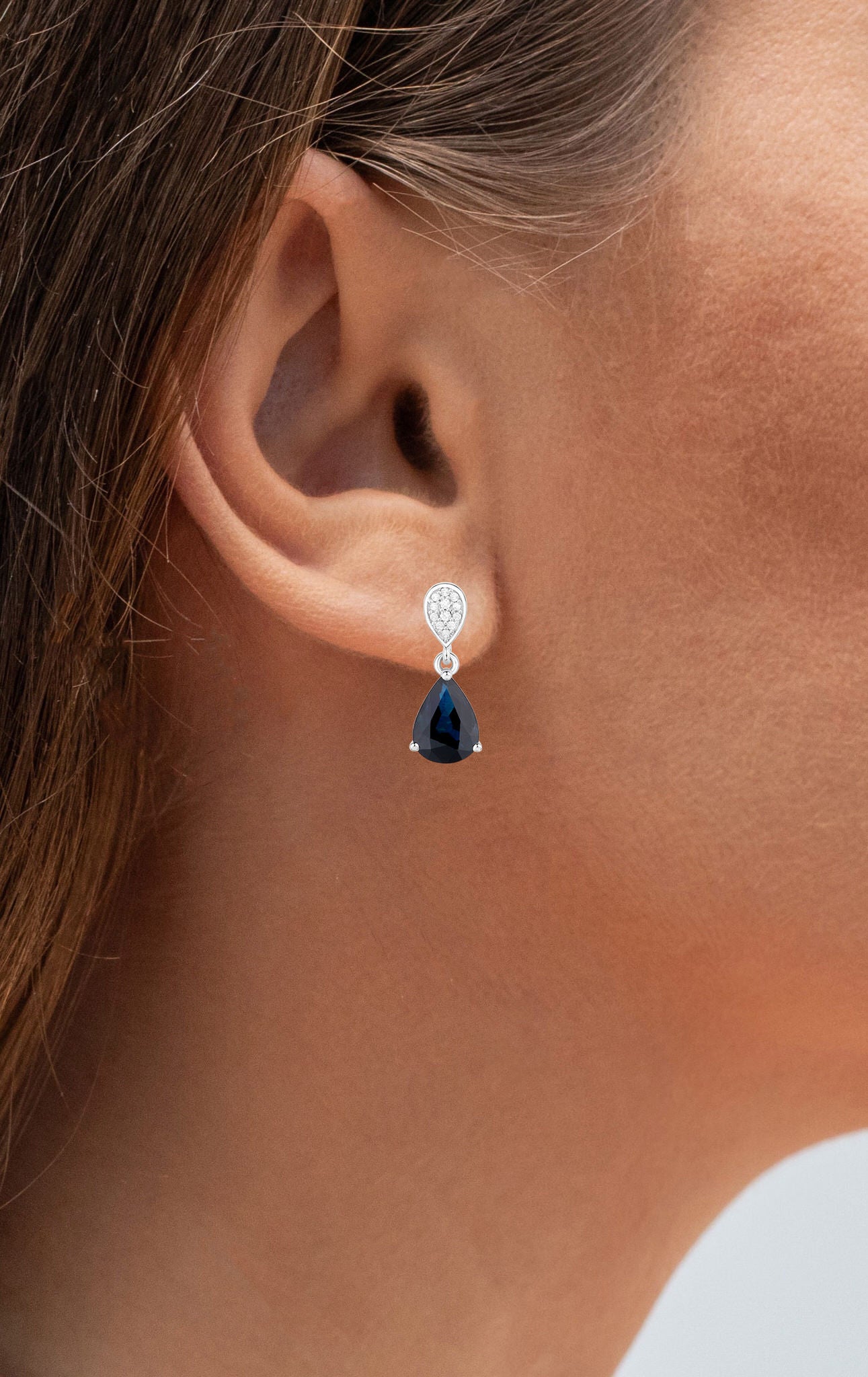 Blue Sapphire Teardrop Earrings Diamonds 2.7 Carats 14K White Gold