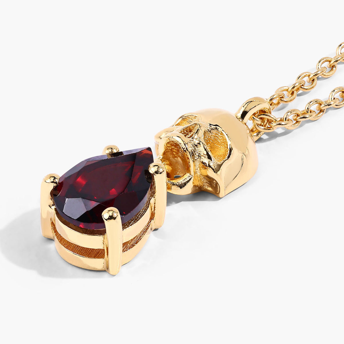 Garnet Skull Pendant 0.78 Carats Gold Plated Silver