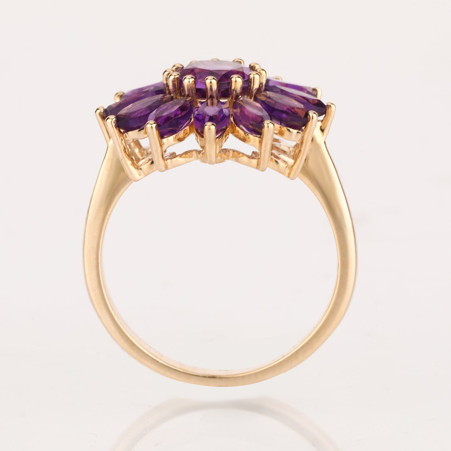 Amethyst Ring 2.53 Carats 9K Yellow Gold