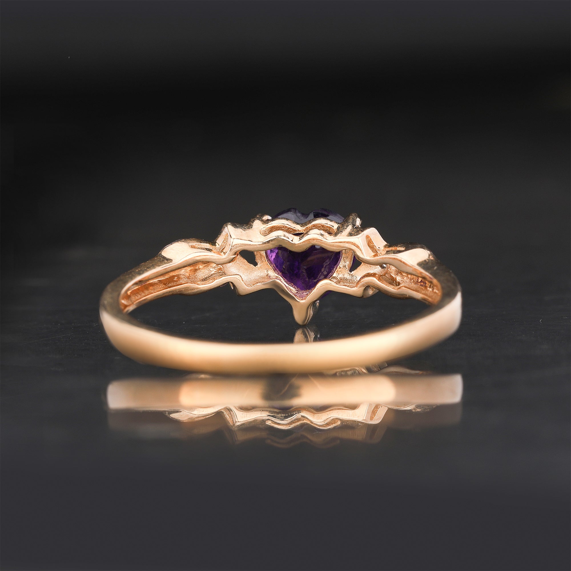 Amethyst Ring With Diamonds 0.43 Carats 9K Yellow Gold