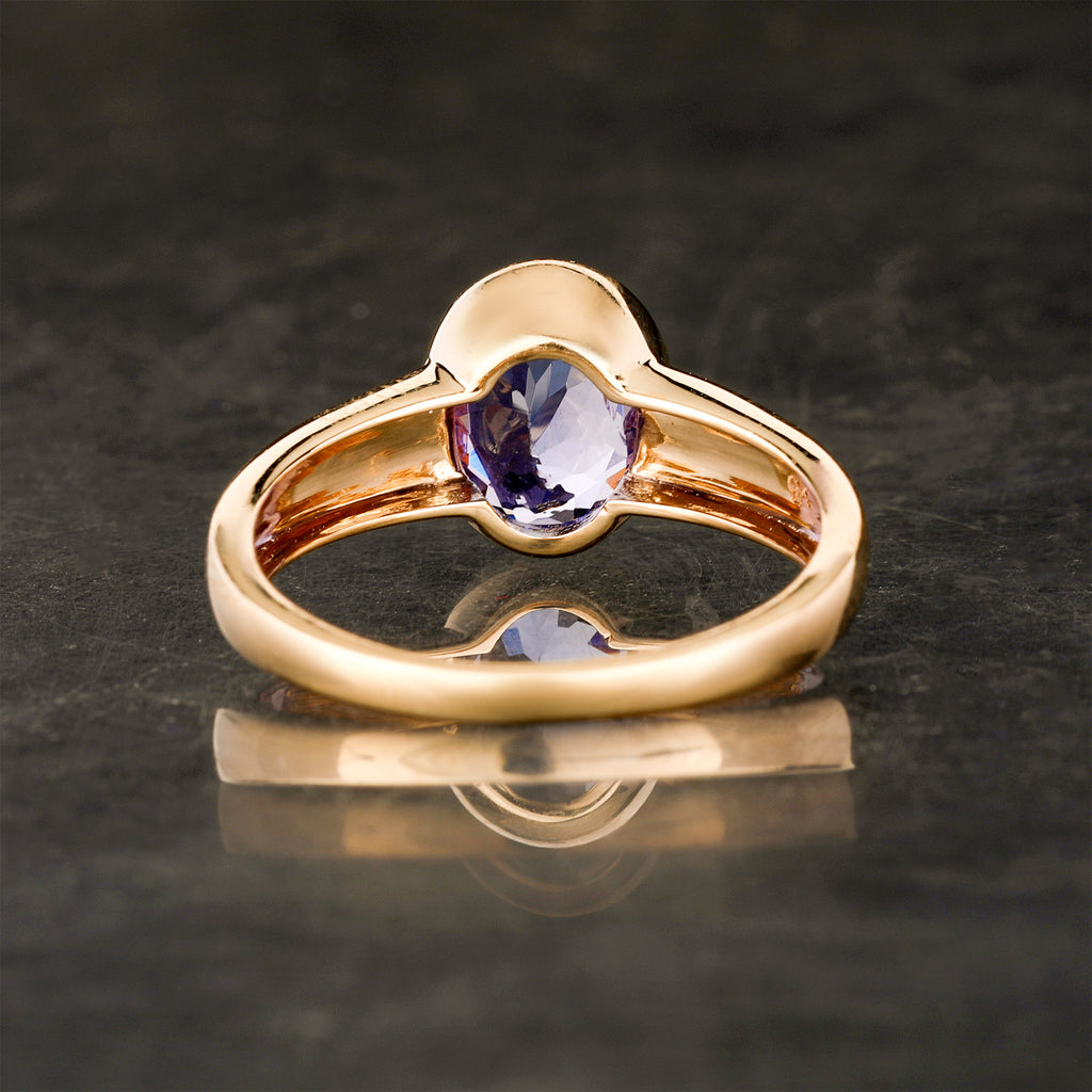 Natural Tanzanite Ring 1.7 Carats 9K Yellow Gold