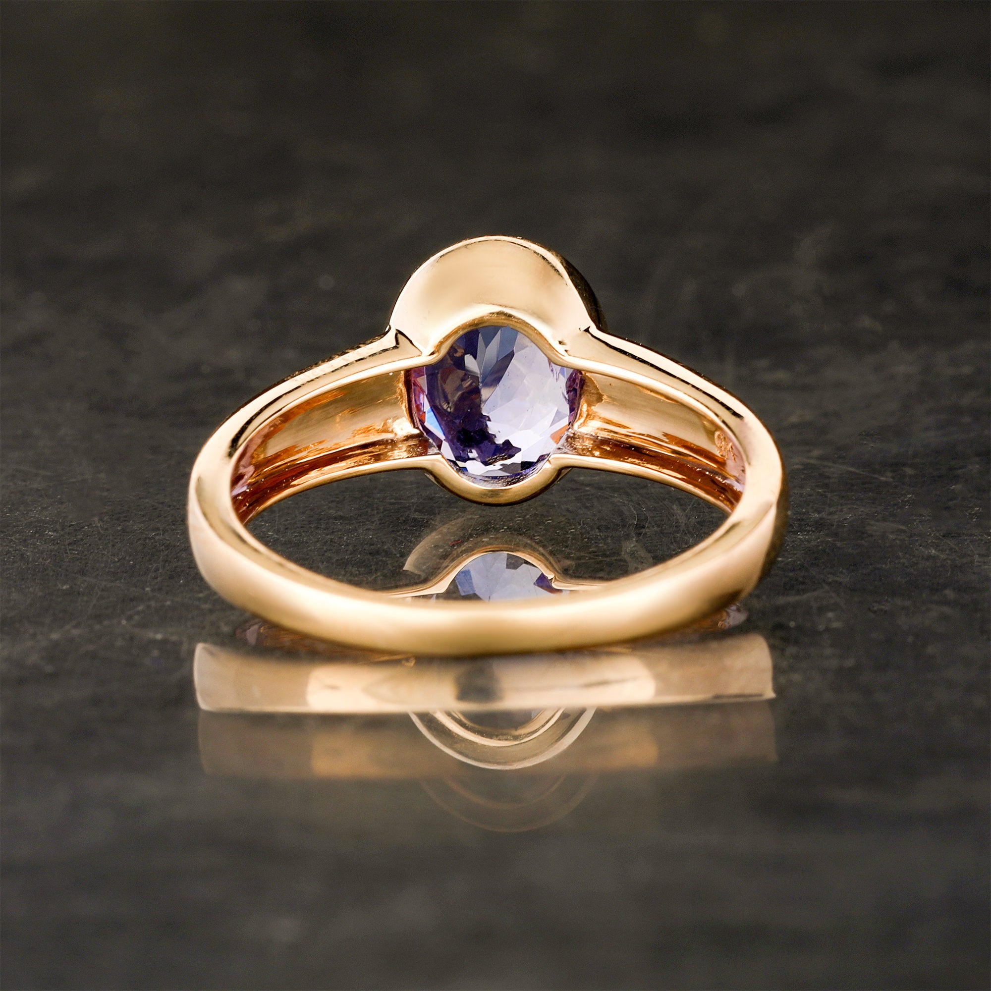 Natural Tanzanite Ring 1.7 Carats 9K Yellow Gold