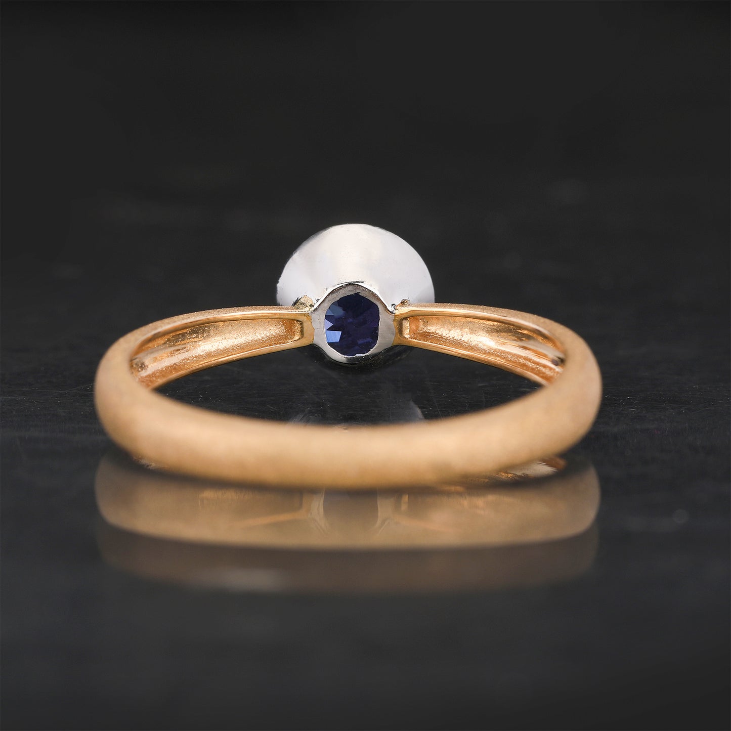 Natural Tanzanite Ring 0.95 Carats 9K Yellow Gold (Two-Tone)