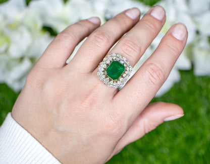 IDL Certified Emerald Ring With Pear Diamond Halo 8.15 Carats 18K Gold