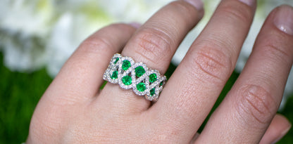 Emerald Ring With Diamonds 2.50 Carats 18K White Gold