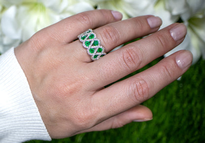 Emerald Ring With Diamonds 2.50 Carats 18K White Gold