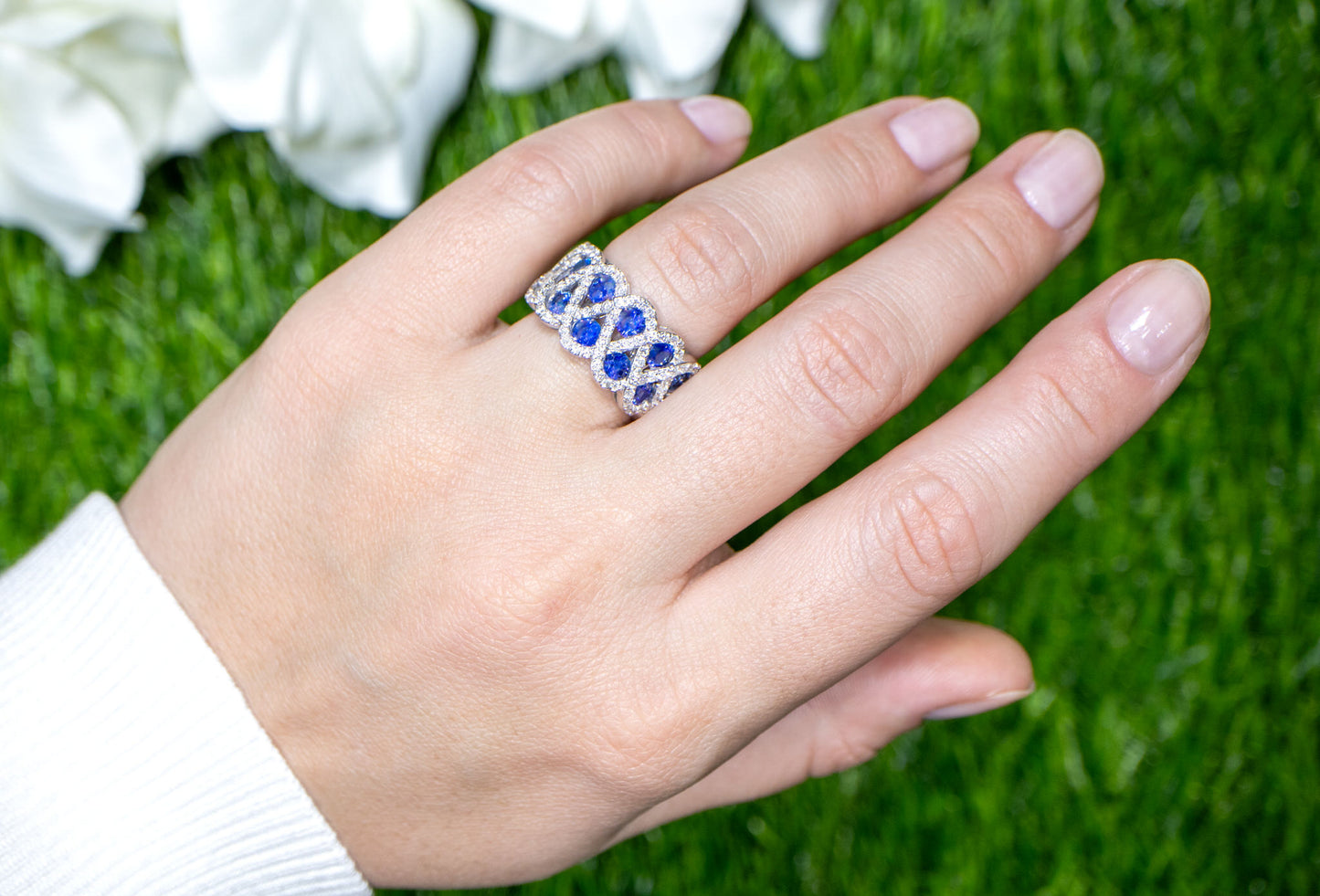 Blue Sapphire Ring With Diamonds 3 Carats 18K White Gold