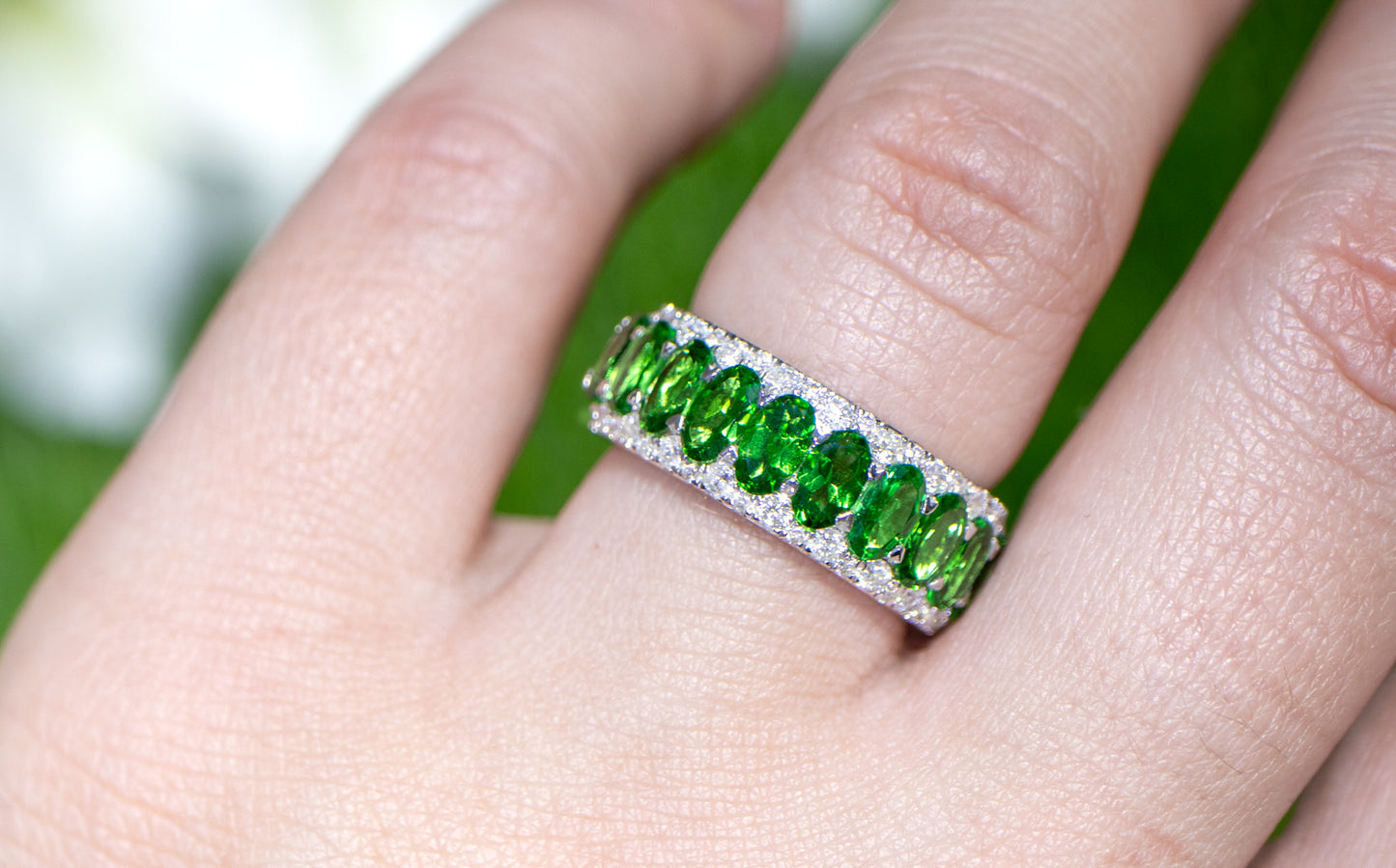 Tsavorite Band Ring With Diamonds 2 Carats 18K Gold