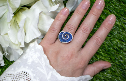 Blue Sapphire and Diamond Flower Cocktail Ring 1.21 Carats 18K Gold