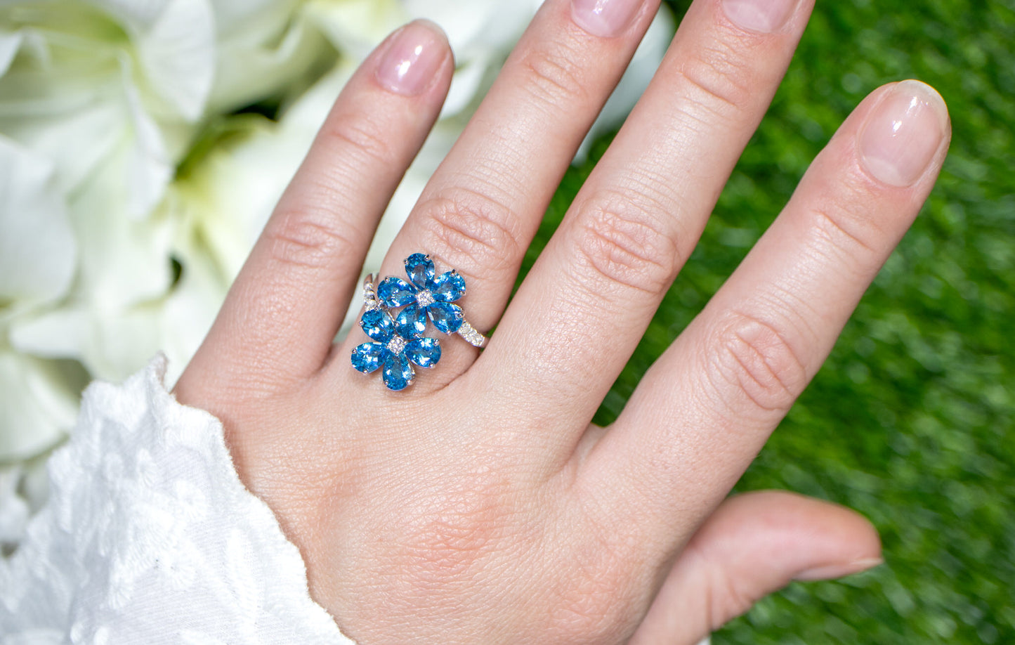 London Blue Topaz Flower Ring Diamonds 3.95 Carats 18K Gold