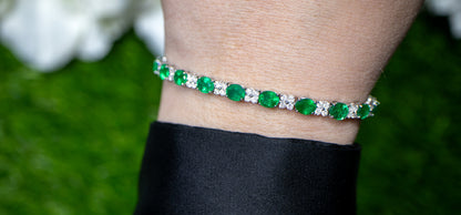 Emerald Bracelet Diamond Links 8.5 Carats 18K White Gold