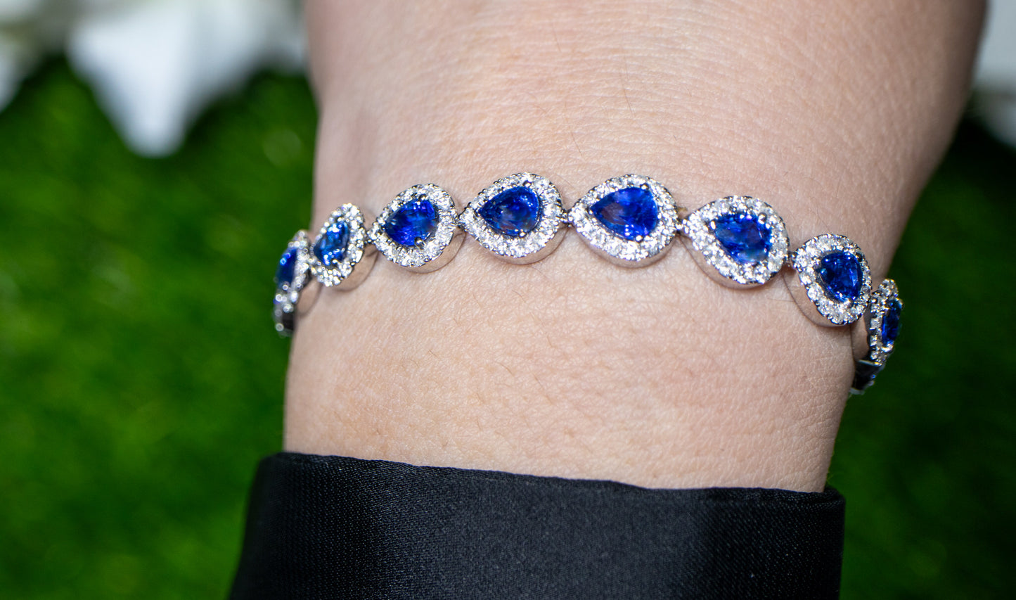 Blue Pear Cut Sapphire Bracelet Diamond Halo 13.6 Carats 18K Gold