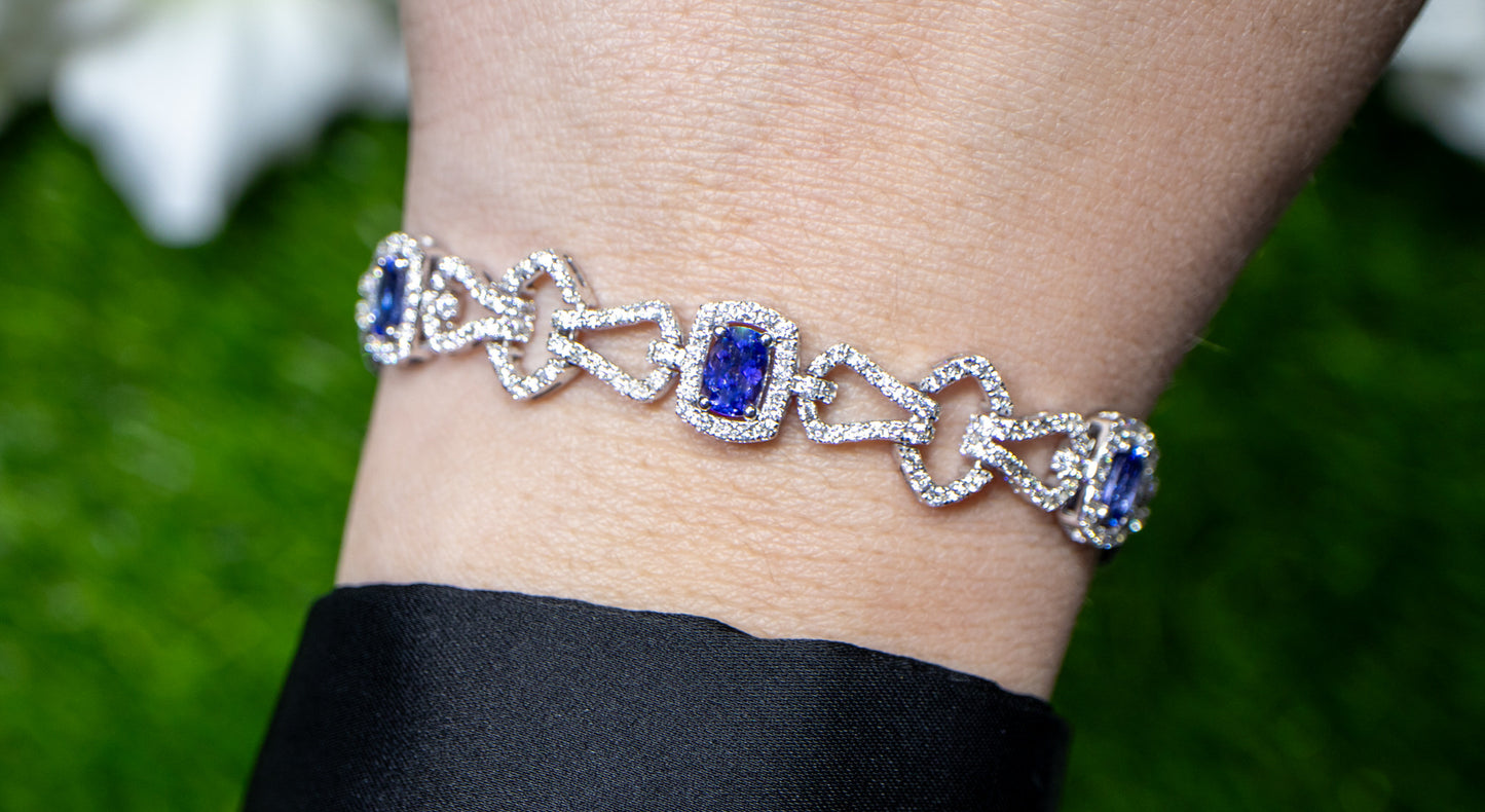 Tanzanite Bracelet Diamond Links 7 Carats 18K Gold