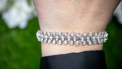 Important Marquise and Pear Cut Diamond Bracelet 6.65 Carats 18K White Gold