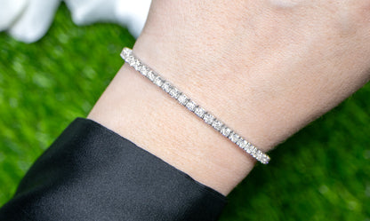 Diamond Tennis Bracelet Round Brilliant Cut 4 Carats 18K White Gold