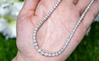 Diamond Tennis Riviere Necklace 12.3 Carats 18K Gold