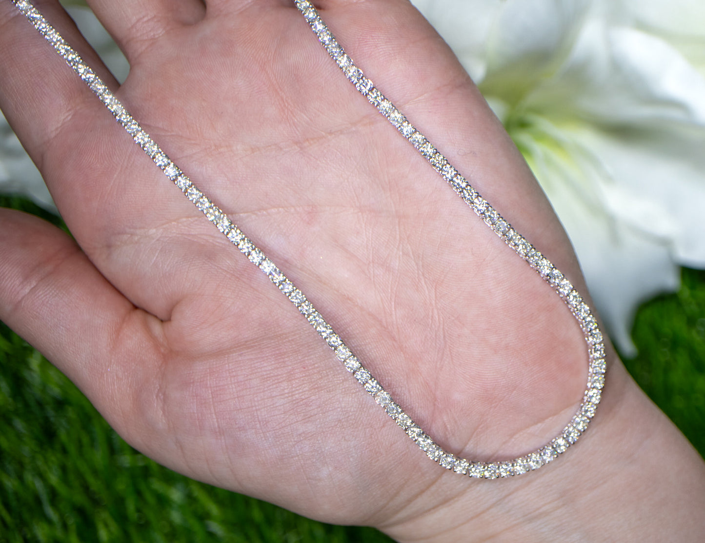 Diamond Tennis Necklace 11.5 Carats 18K Gold