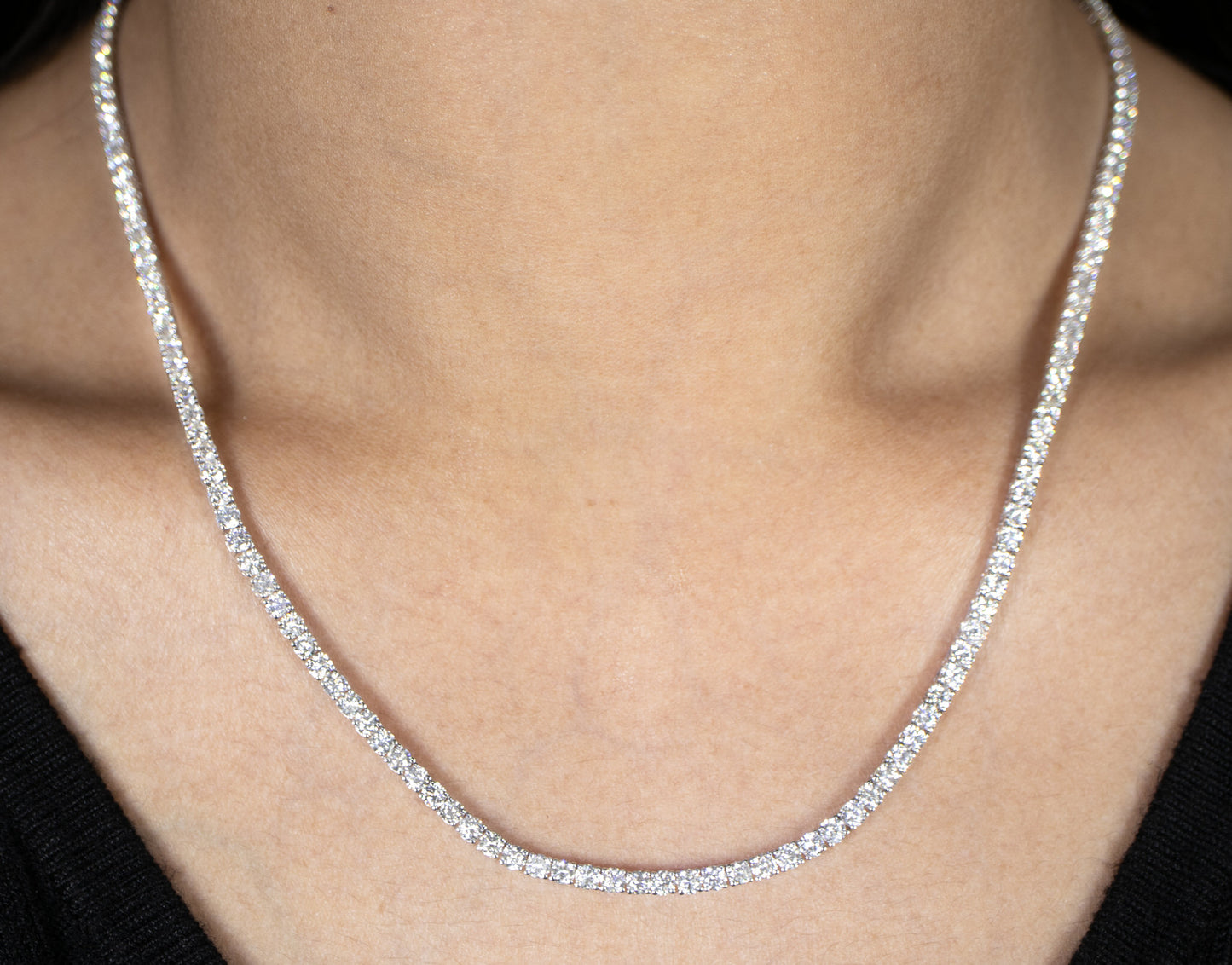 Diamond Tennis Necklace 11.5 Carats 18K Gold