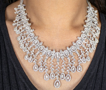 Important Diamond Drop Necklace 48 Carats 18K White Gold