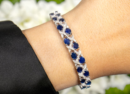 Blue Sapphires and Diamonds Bracelet 12.55 Carats