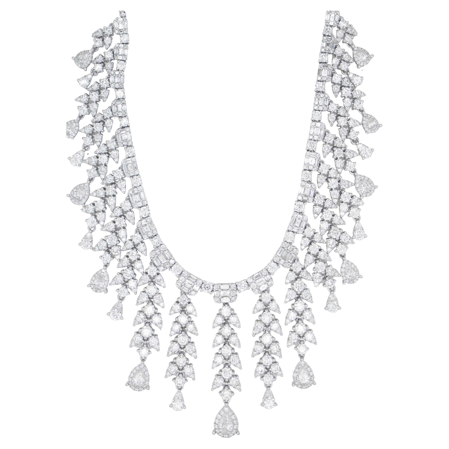 Important Diamond Drop Necklace 28 Carats 18K White Gold