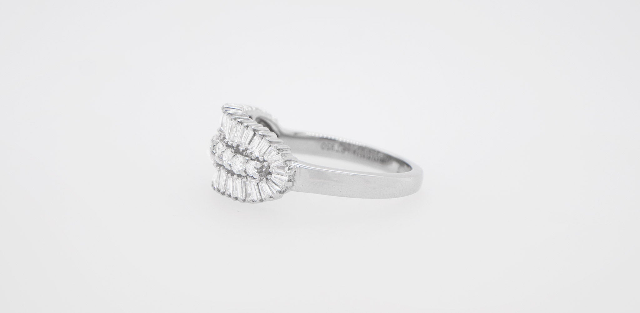 IGI Certified Diamond Ring 1 Carats Total Platinum