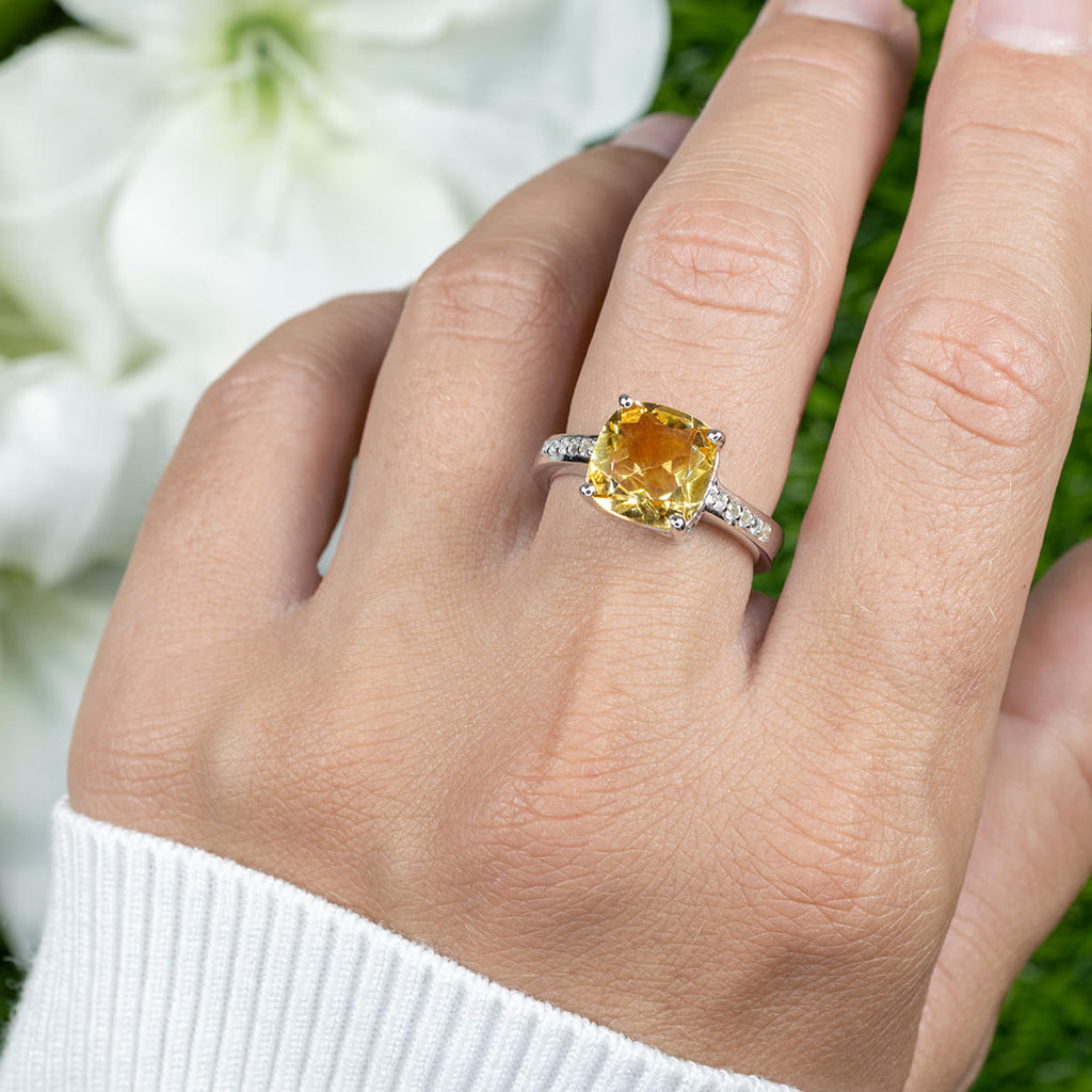 Citrine 3.88 Carat Solitaire Ring White Topaz Setting