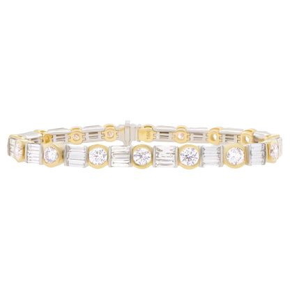 Retro Diamond Bracelet 11.44 Carats 64 Diamonds 18K Gold