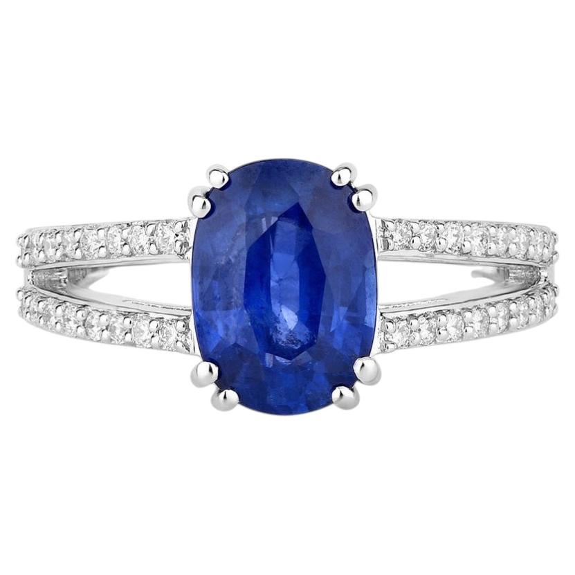 Blue Sapphire Ring With Diamonds 2.86 Carats 18K White Gold