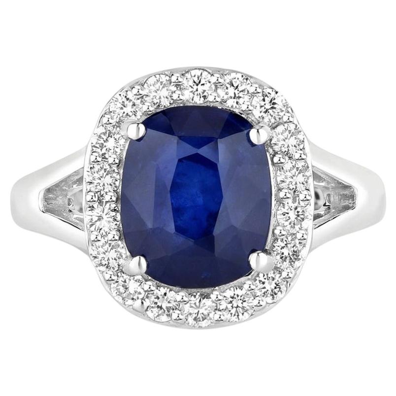 Blue Sapphire Ring With Diamonds 4.3 Carats 18K White Gold