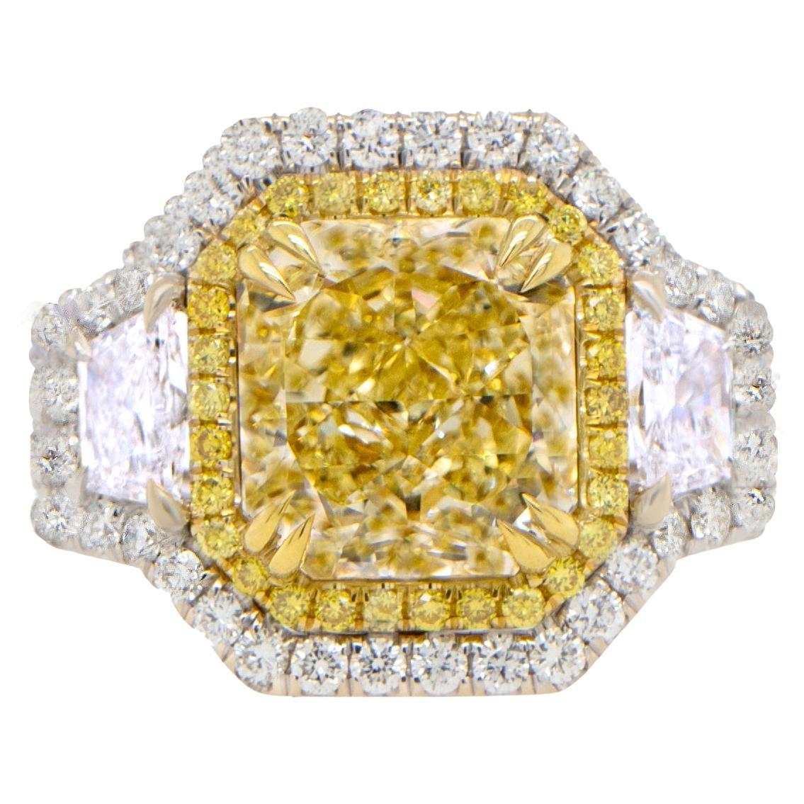 Important GIA Certified Natural Fancy Yellow Diamond Ring 5.23 Carats 18K Gold