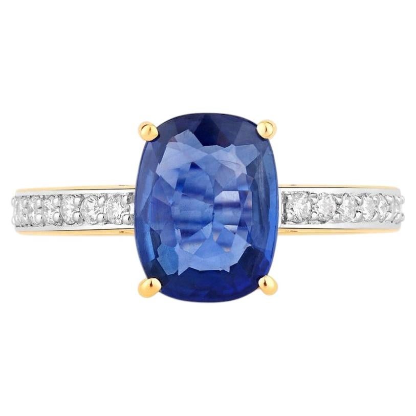 Blue Sapphire Ring With Diamonds 2.44 Carats 18K Yellow Gold