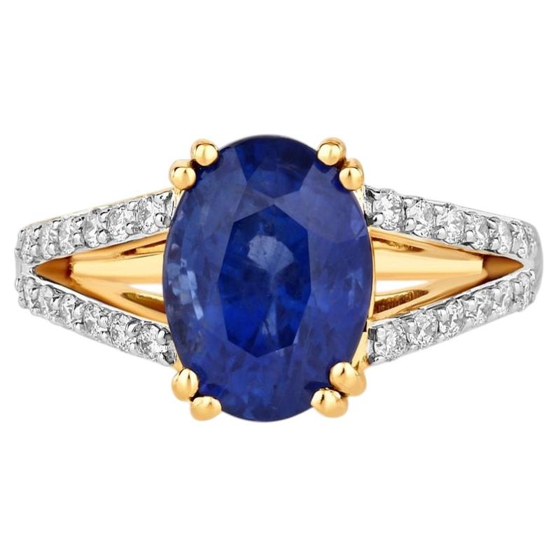 Blue Sapphire Ring With Diamonds 4.24 Carats 18K Yellow Gold