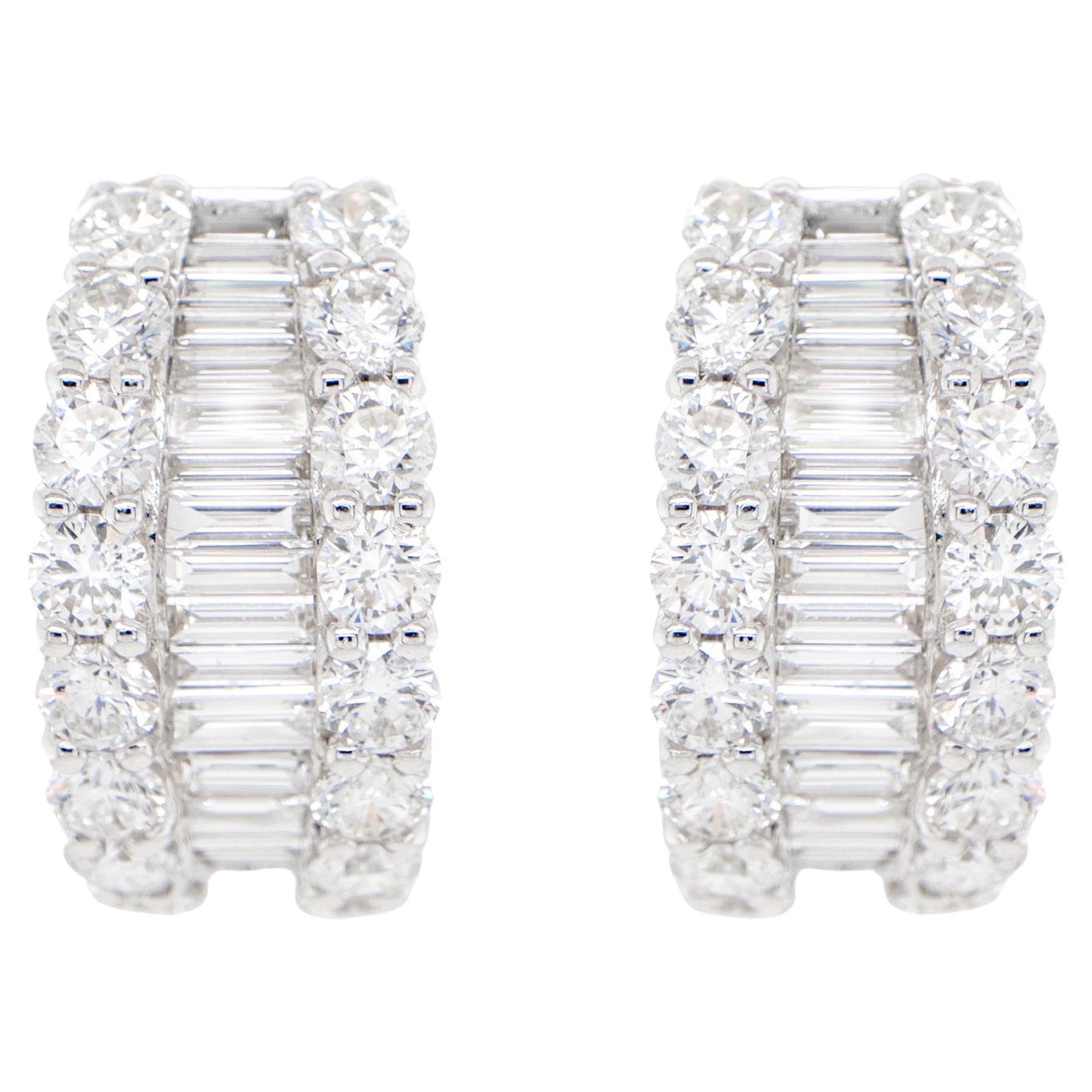 Diamond Earrings Baguette and Round 5.6 Carats 18K Gold