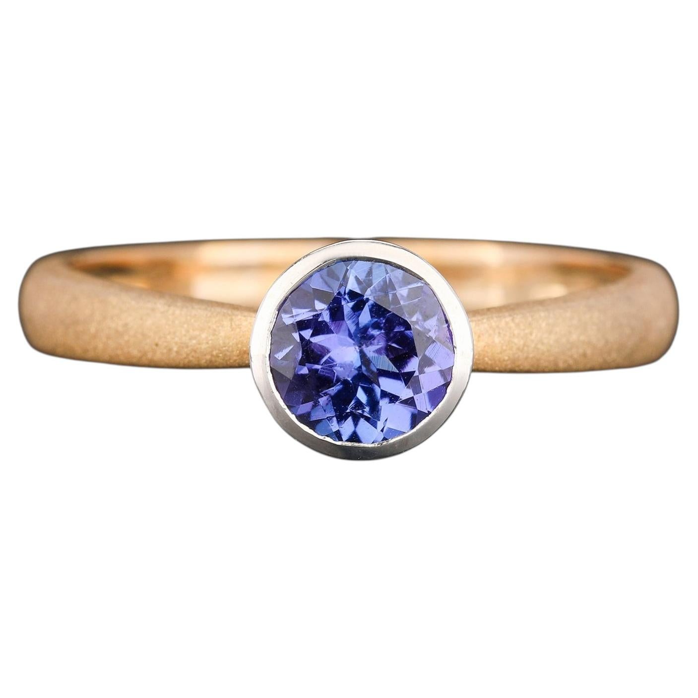 Natural Tanzanite Ring 0.95 Carats 9K Yellow Gold (Two-Tone)