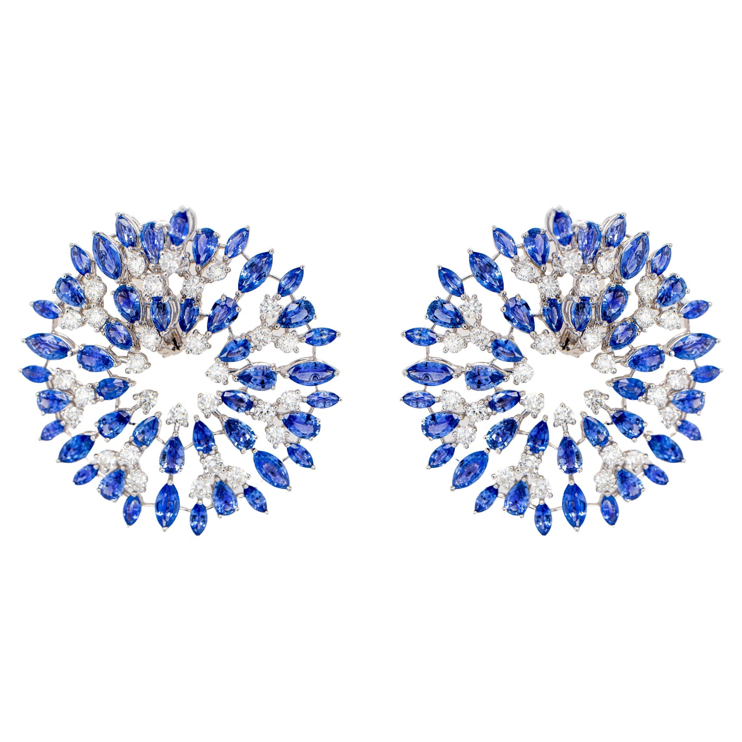 Important Blue Sapphire and Diamond Earrings 26 Carats 18K Gold