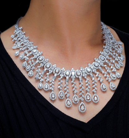 Important Diamond Drop Necklace 48 Carats 18K White Gold