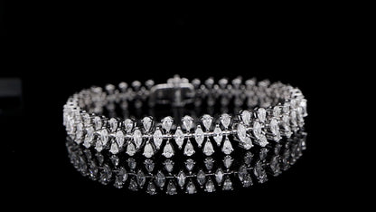 Important Marquise and Pear Cut Diamond Bracelet 6.65 Carats 18K White Gold