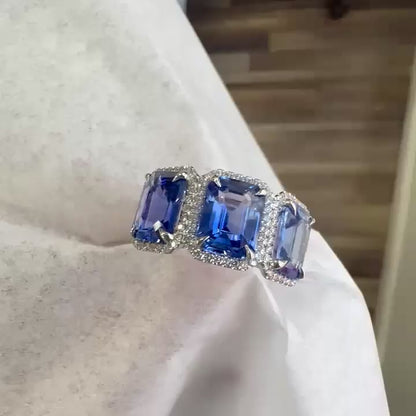 Stunning Three Stone Blue Sapphire Ring 8.3 Carats 18K White Gold