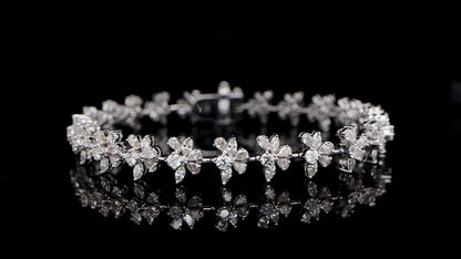 Important Mix Cut Diamond Bracelet Pear Marquise Round 6.4 Carats 18K Gold