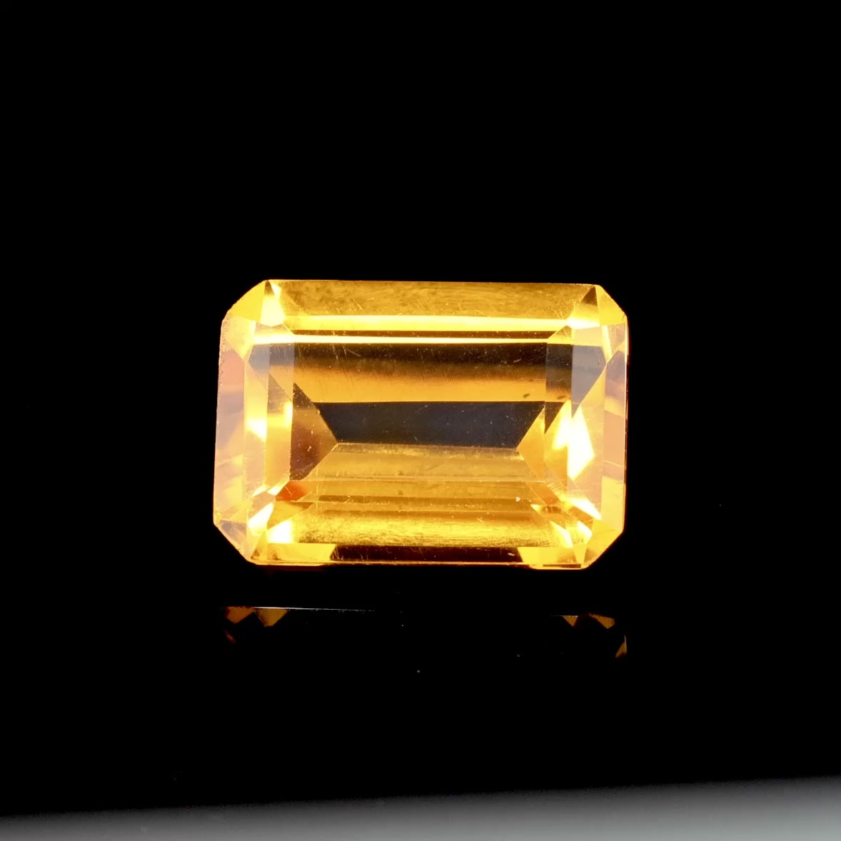 Natural Citrine 6.83 Carat Emerald Cut Loose Gemstone